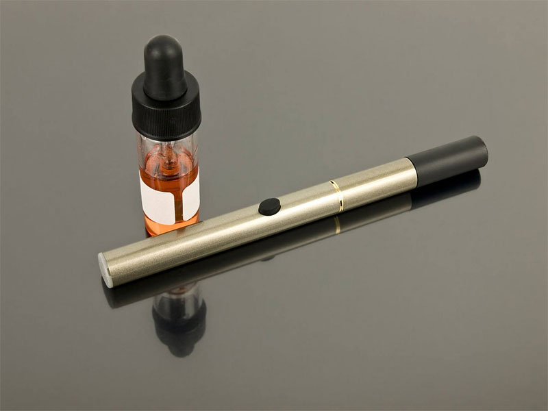 Exploring the Experience of the RELX Electronic Cigarette
